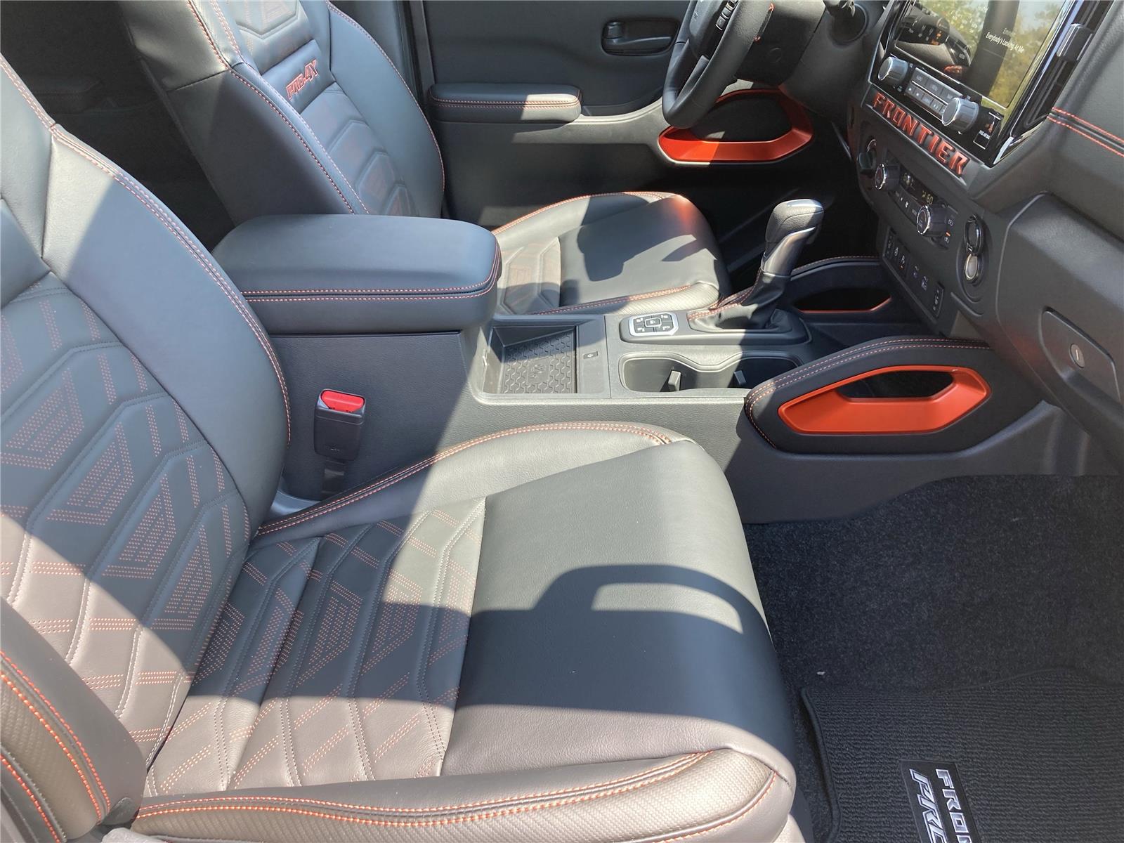 2026 Nissan Frontier Crew Cab PRO-4X photo 32