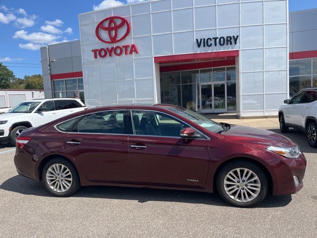 2013 Toyota Avalon Hybrid photo 3
