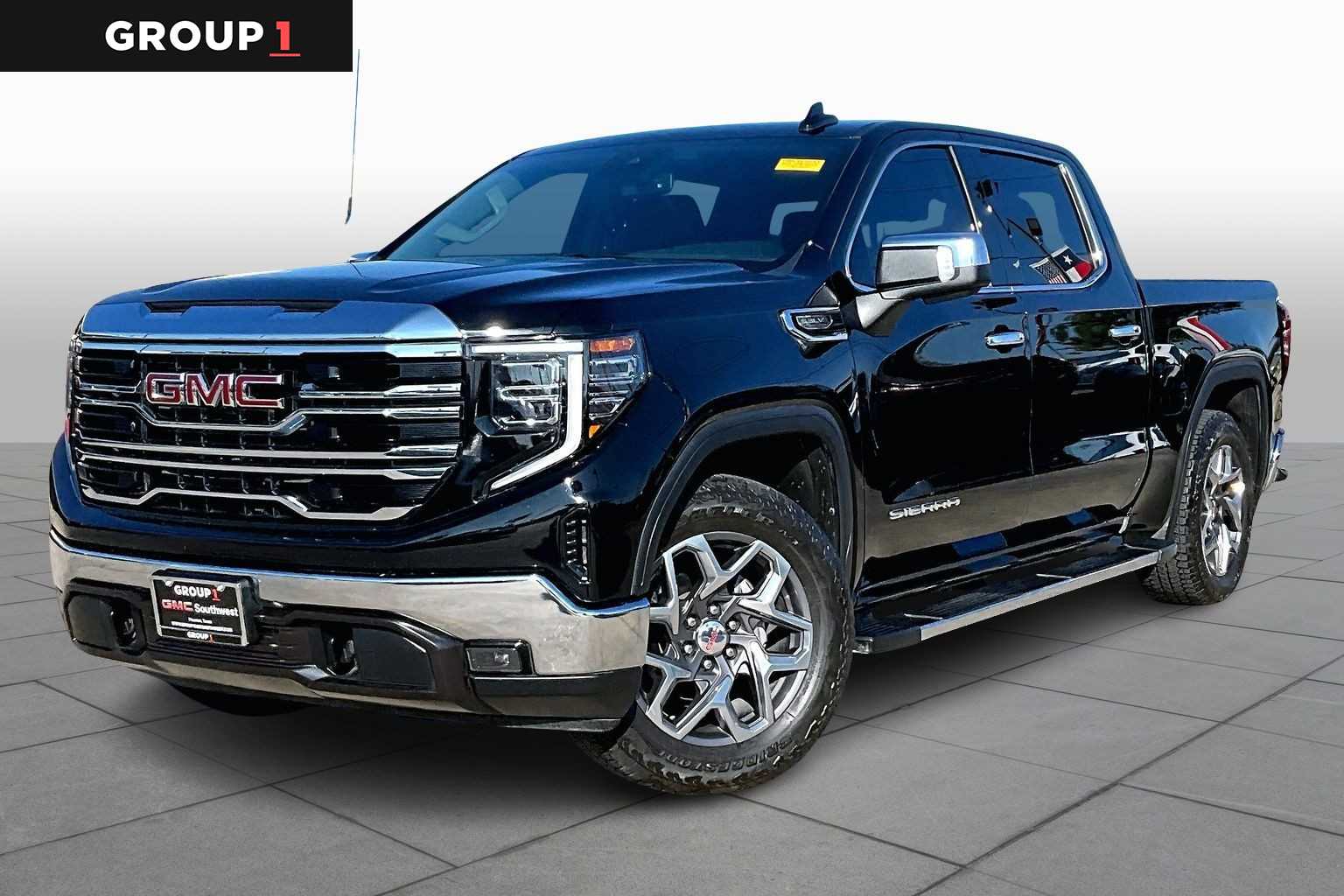 2022 GMC Sierra 1500 SLT's photo