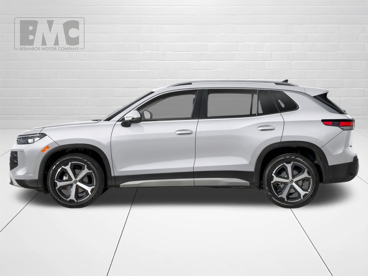 2026 Volkswagen Tiguan SE photo 3