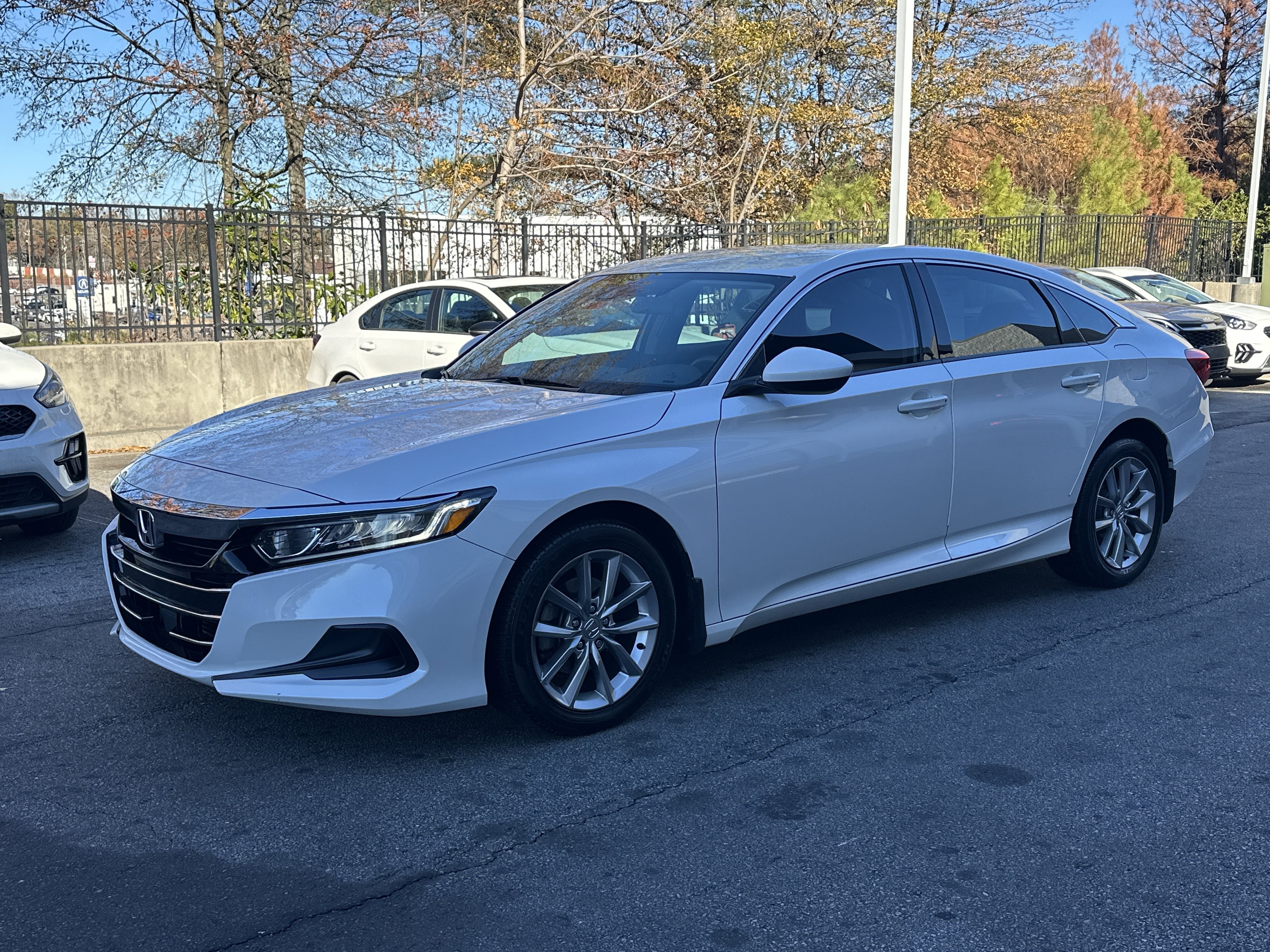 2022 Honda Accord LX's photo