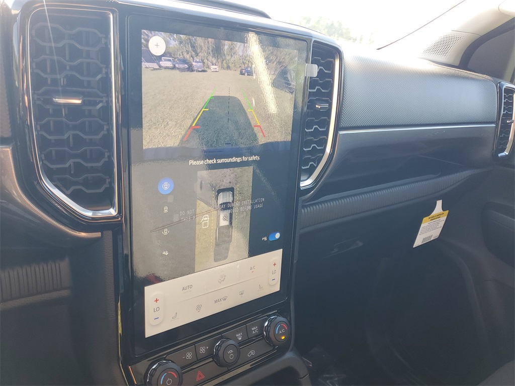 2025 Ford Ranger XLT photo 15