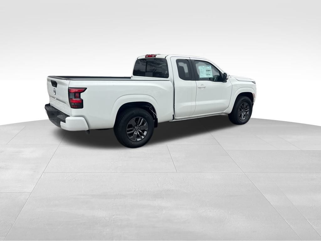 2025 Nissan Frontier King Cab SV photo 4