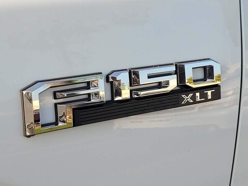 2017 Ford F-150 XLT photo 4