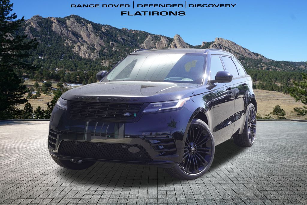2026 Land Rover Range Rover Velar Dynamic SE's photo