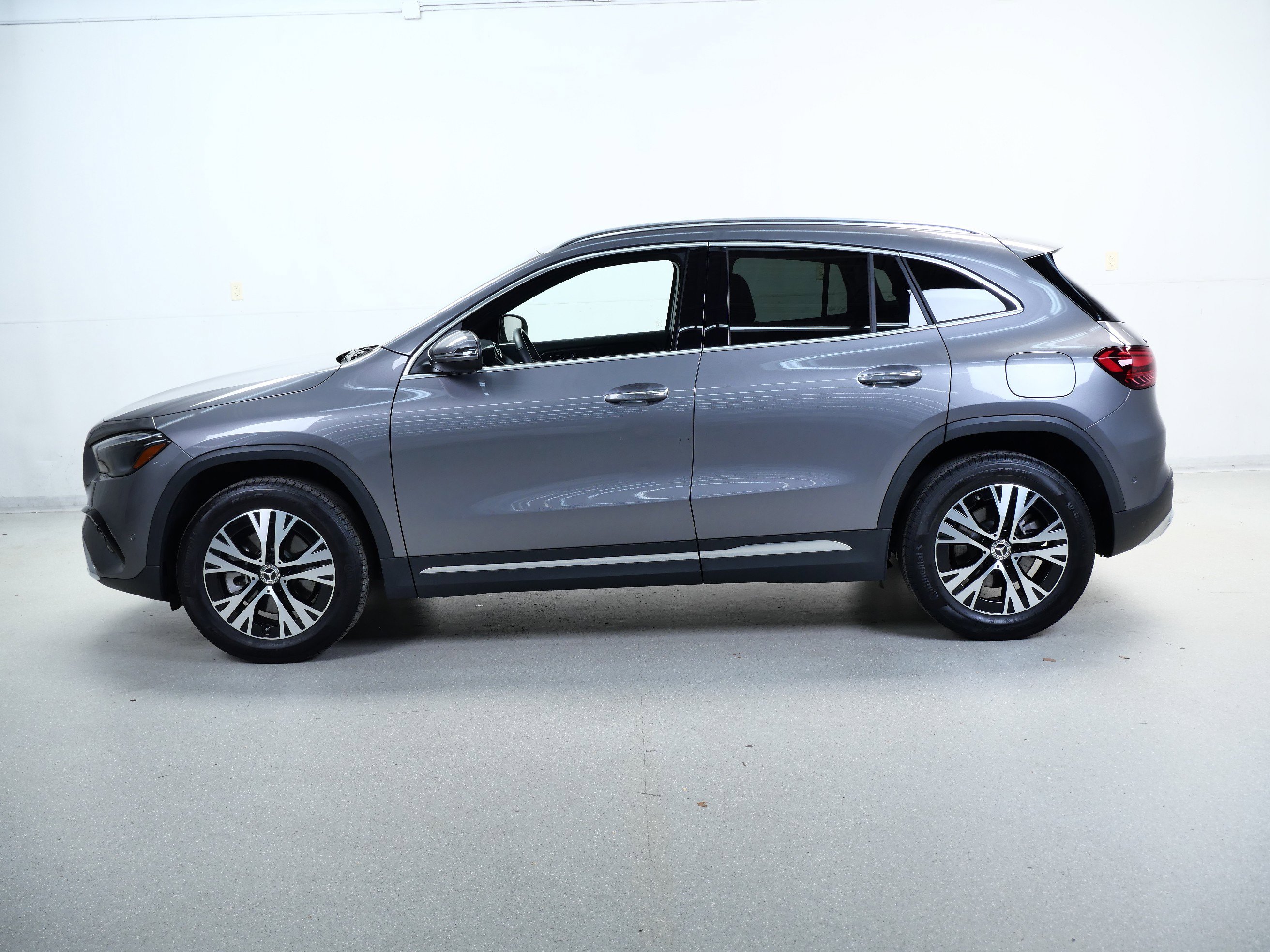2025 Mercedes Benz GLA 250 4MATIC photo 10