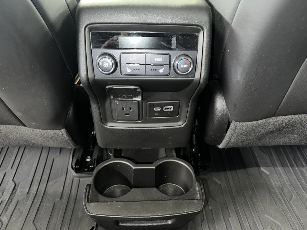 2023 Gmc Acadia AT4 photo 23