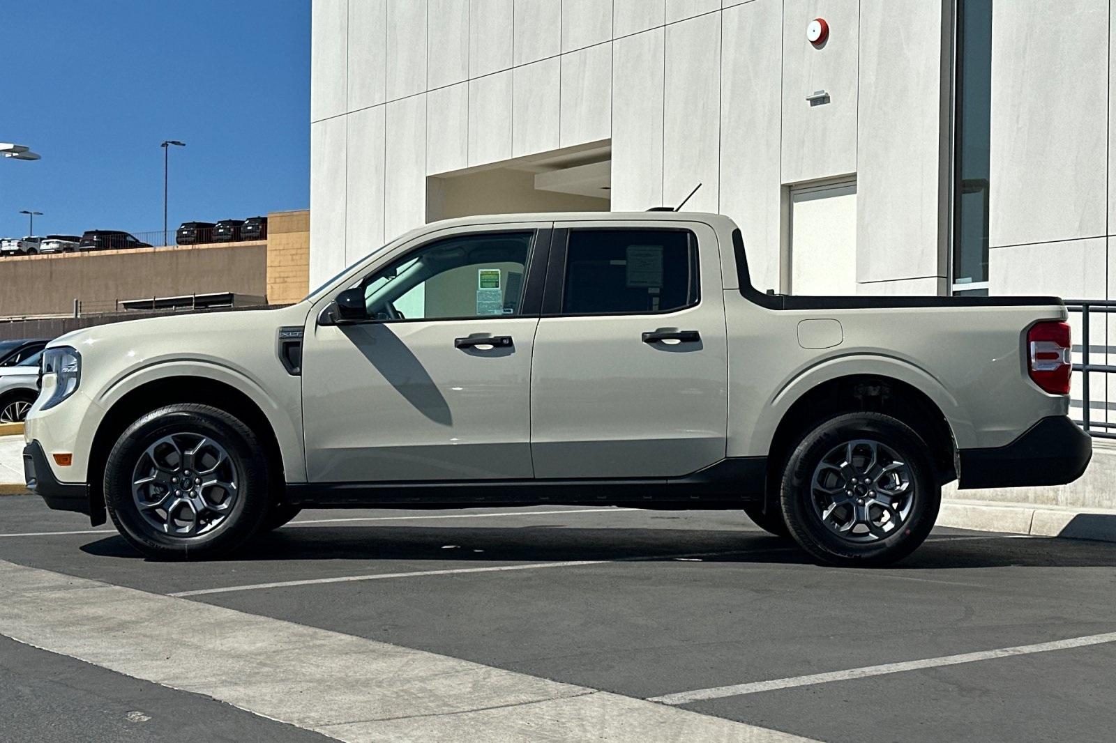 2025 Ford Maverick XLT photo 6