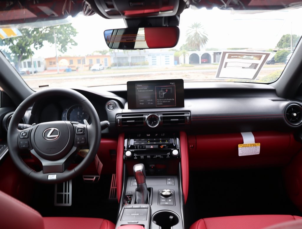 2025 Lexus IS 300 F SPORT photo 35