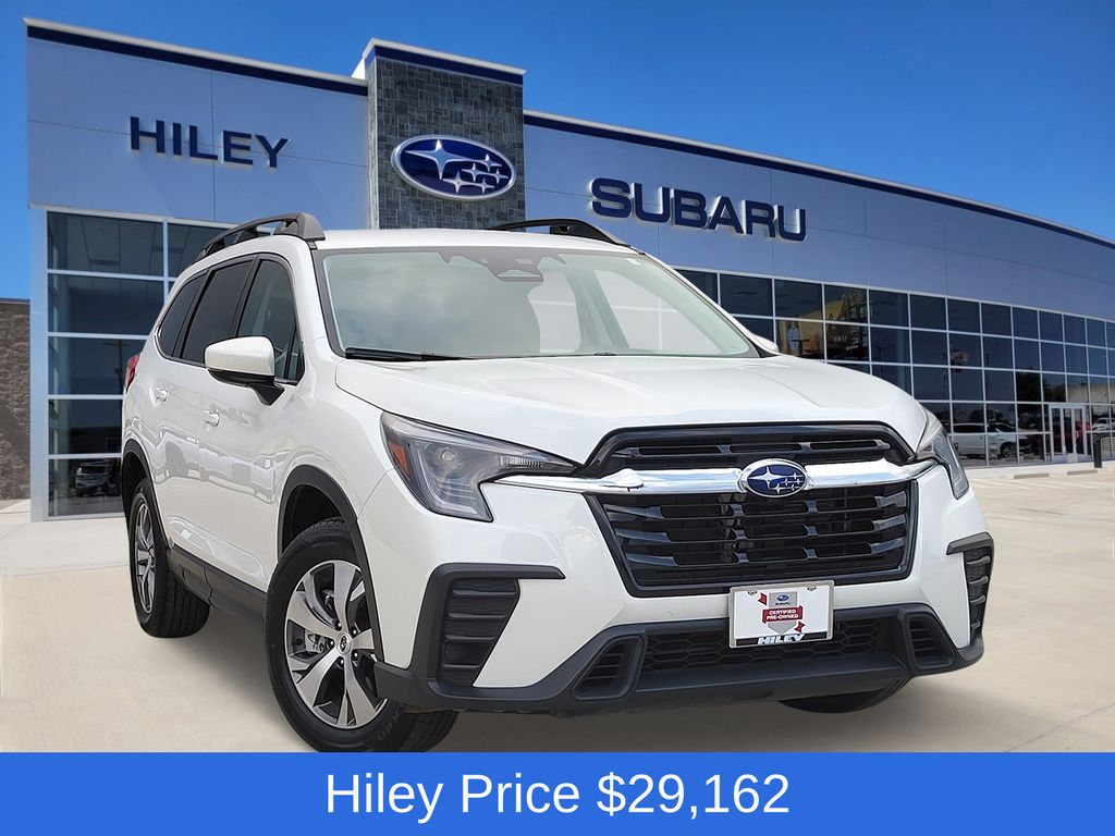 2024 Subaru Ascent Premium's photo