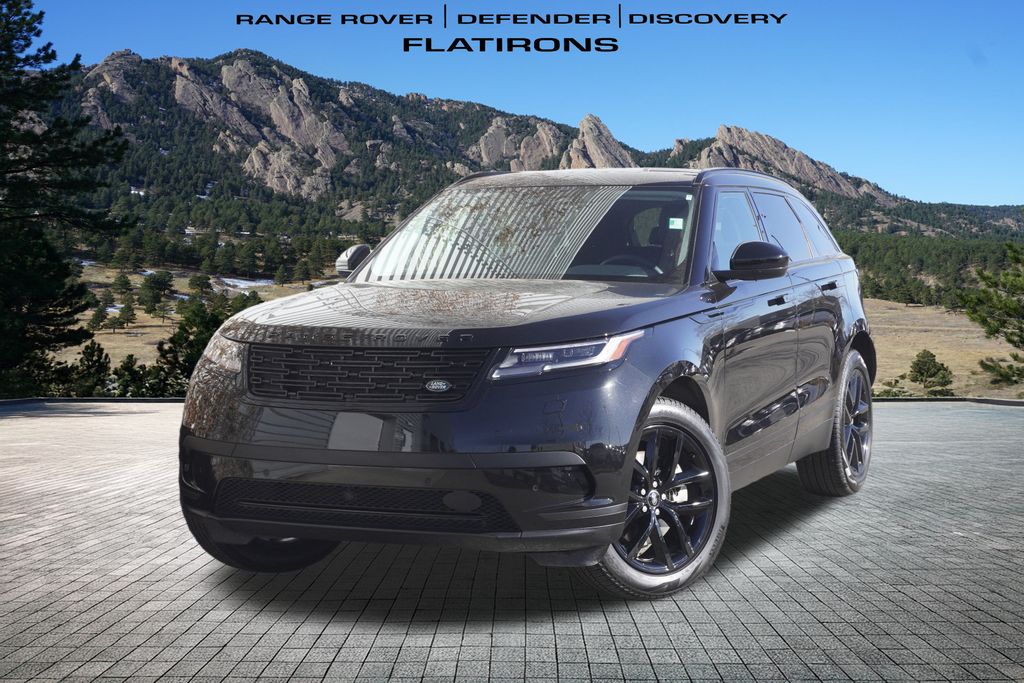 2025 Land Rover Range Rover Velar S's photo