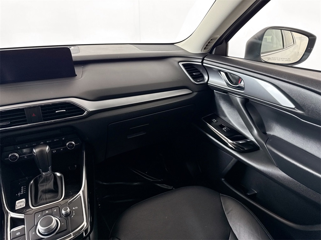 2023 Mazda CX-9 Touring photo 4
