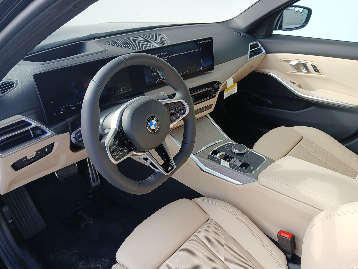 2025 Bmw 330i photo 12