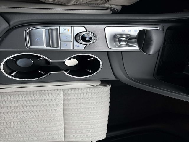 2024 Genesis G70 3.3T Sport Advanced photo 22