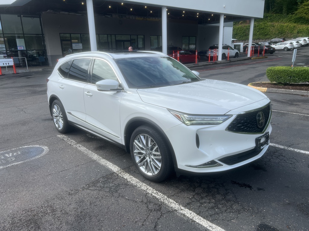 2023 Acura MDX Advance SH-AWD photo 2