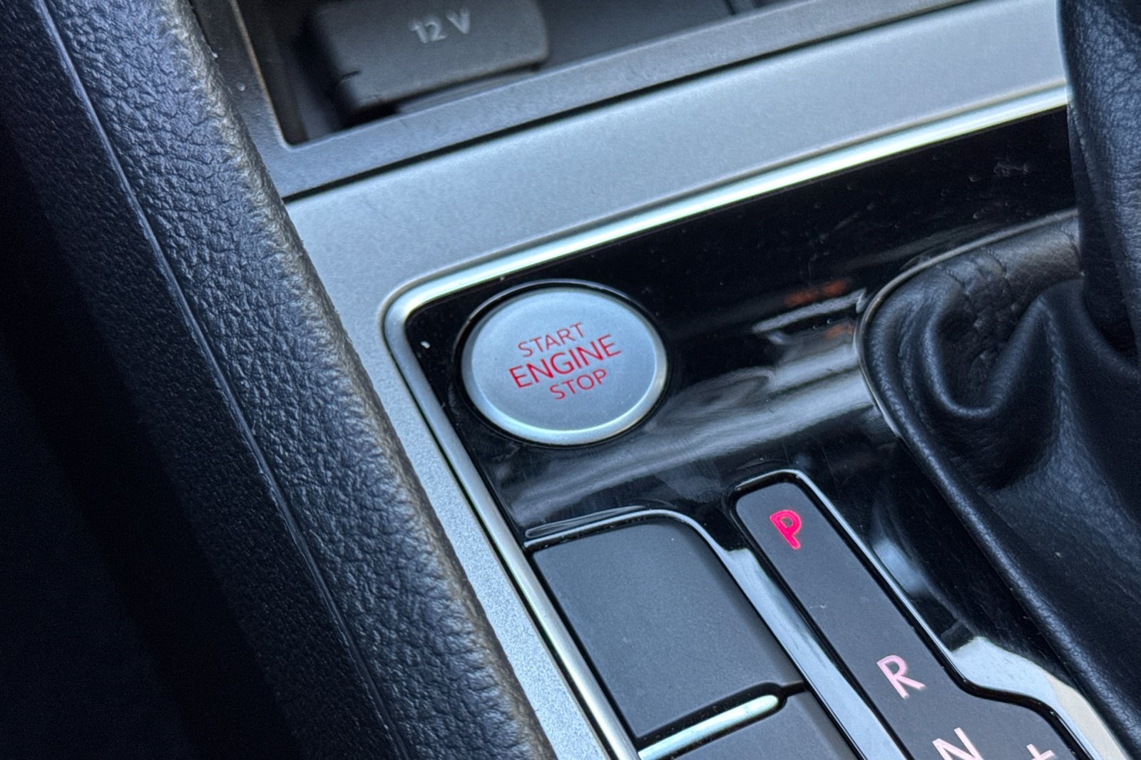 2020 Volkswagen Passat 2.0T R-Line photo 20