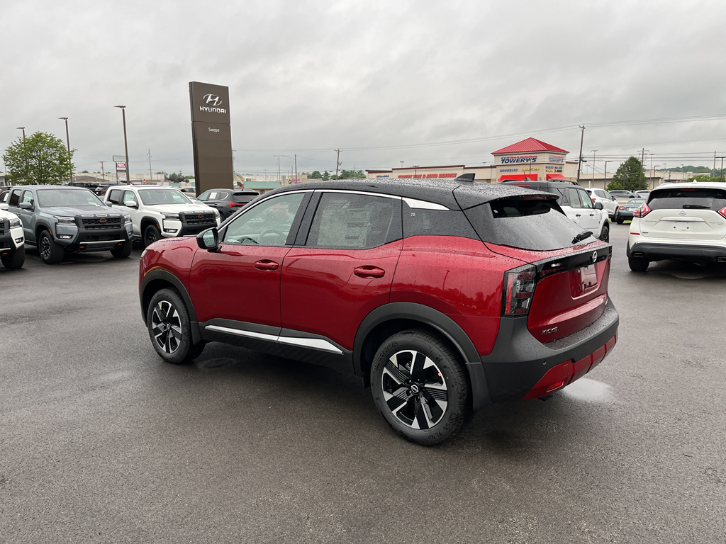 2025 Nissan Kicks SV photo 4