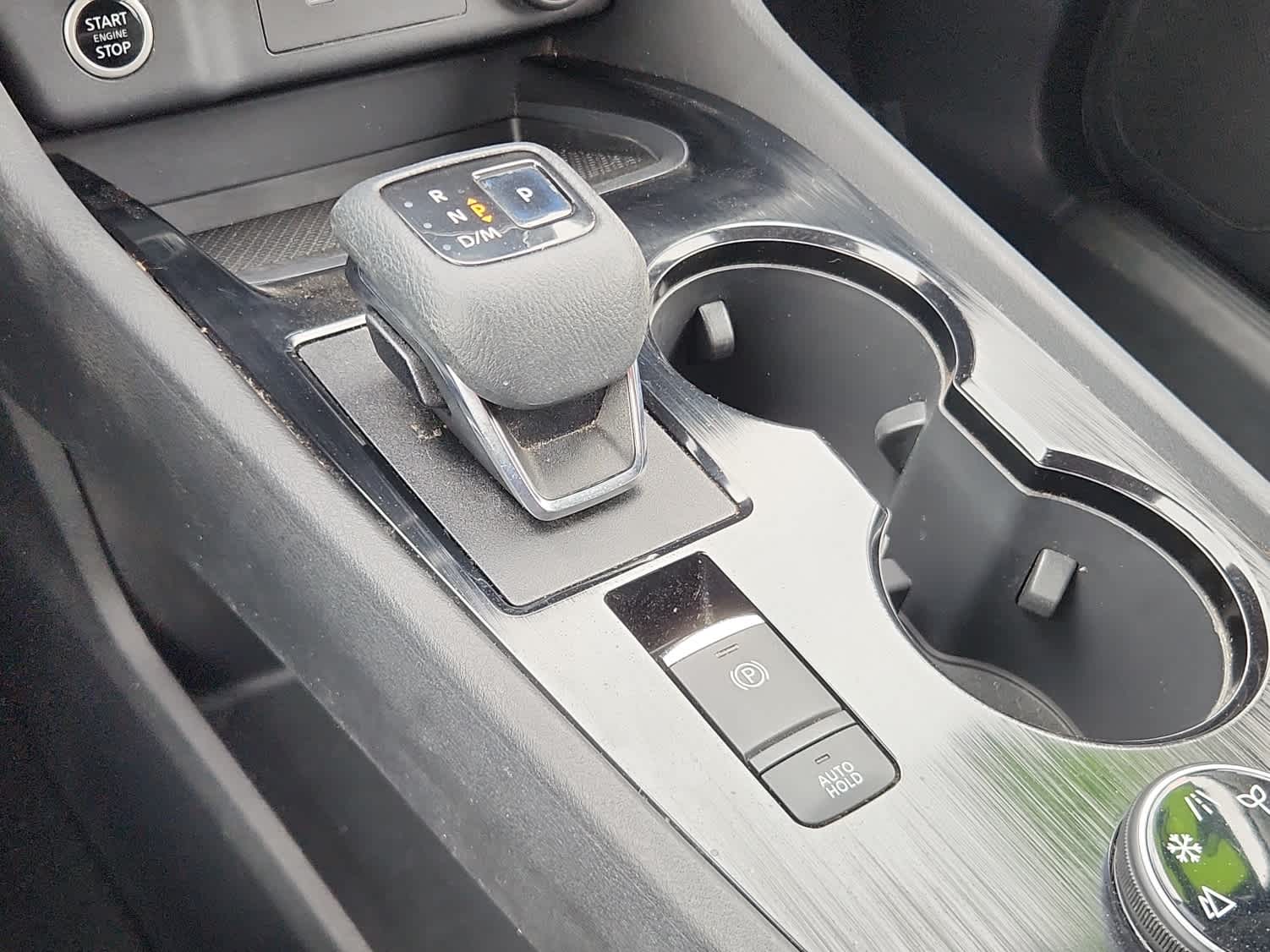 2021 Nissan Rogue SV photo 12