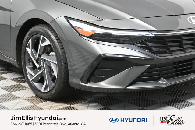 2024 Hyundai Elantra SEL Convenience photo 30