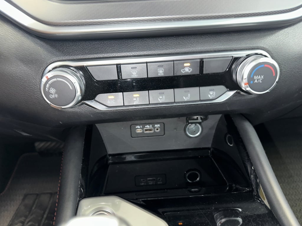 2023 Nissan Altima 2.5 SR photo 11