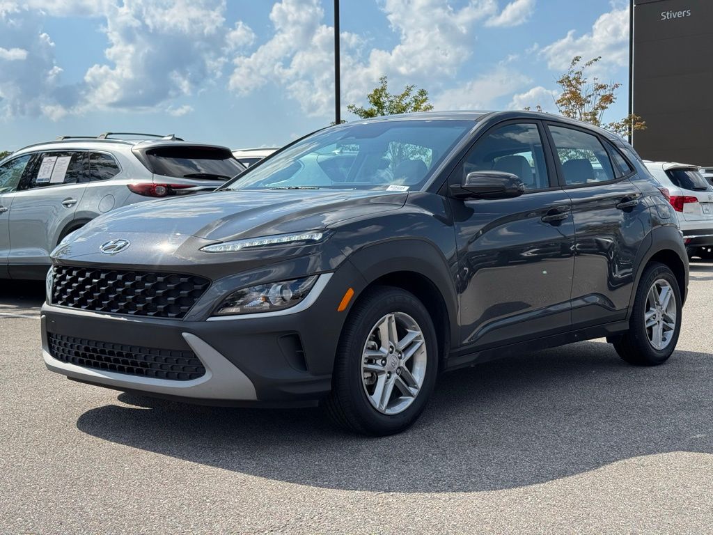 2023 Hyundai Kona SE photo 4