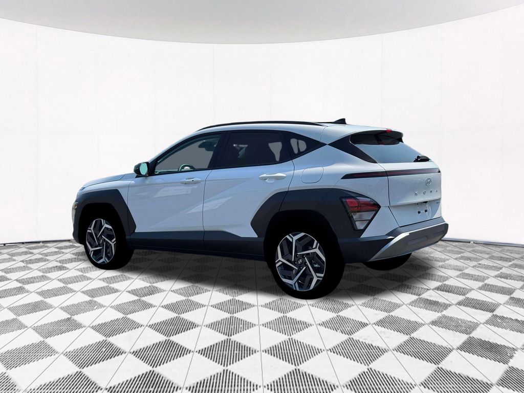 2026 Hyundai Kona SEL photo 4
