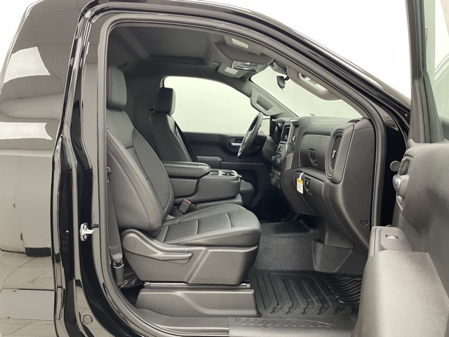 2026 Chevrolet Silverado 1500 photo 4