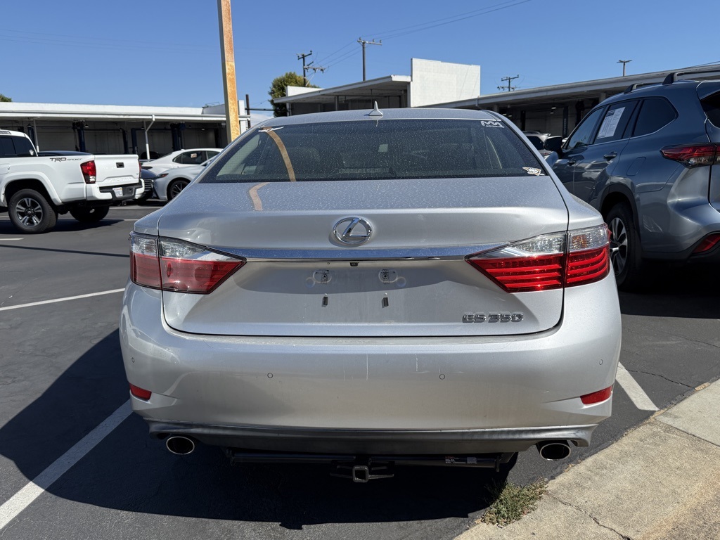 2013 Lexus ES 350 photo 2