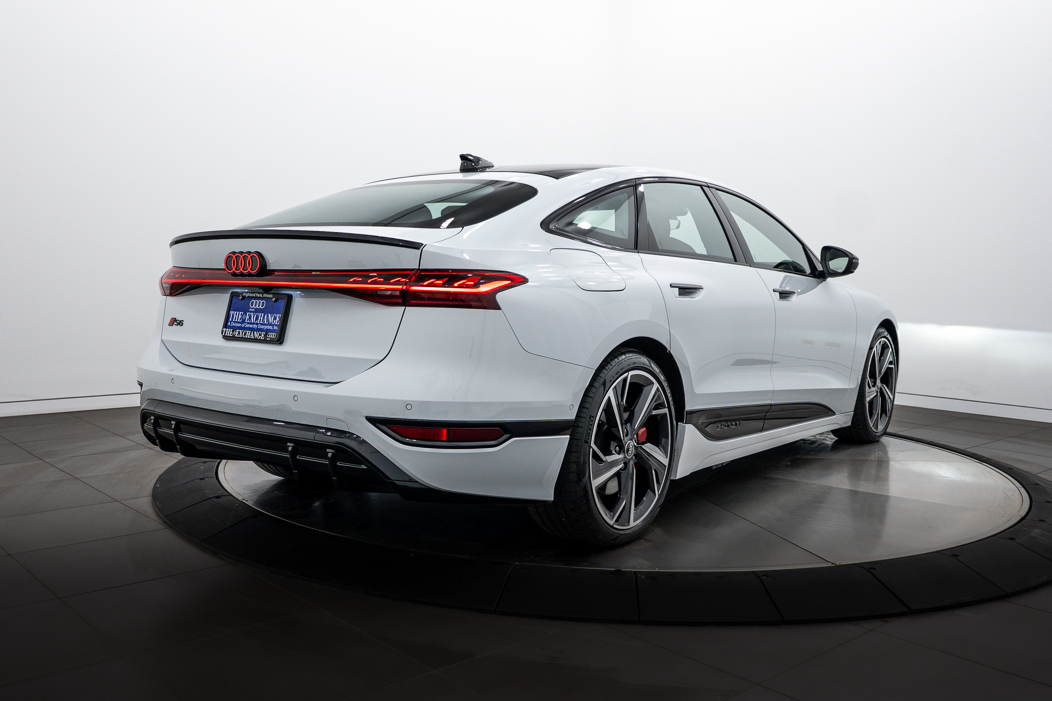 2025 Audi S6 Prestige photo 4