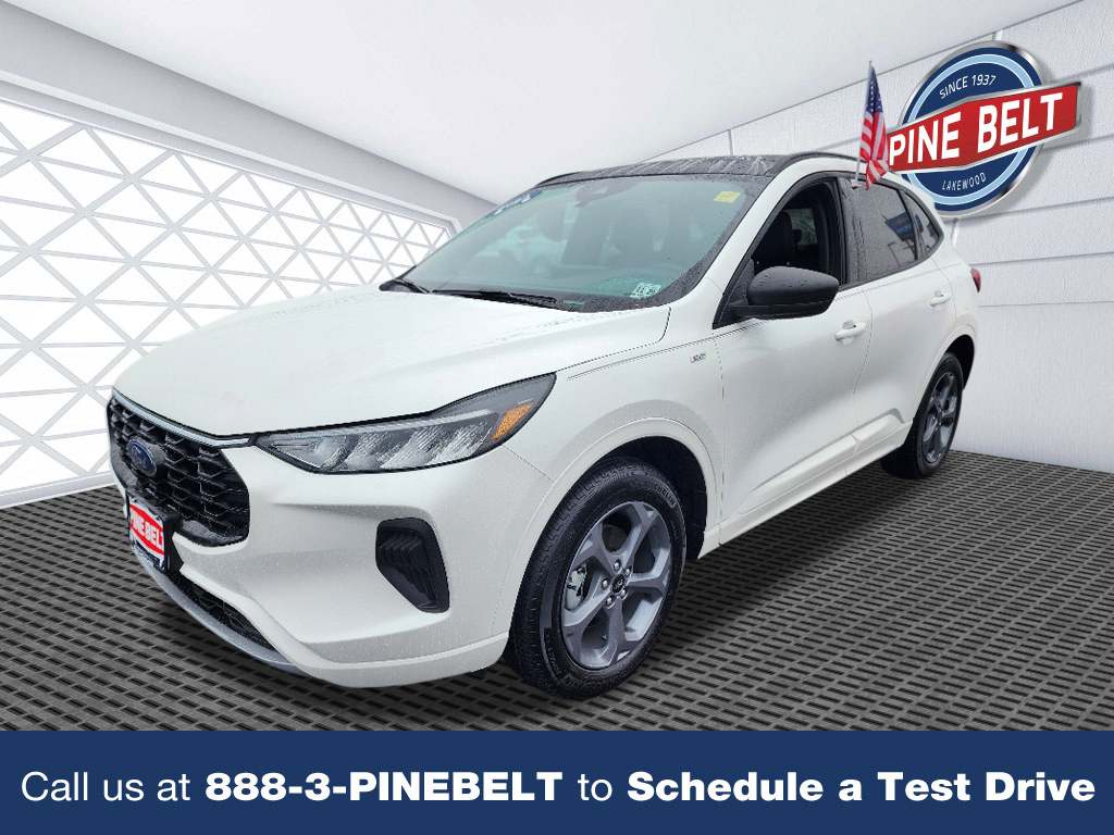 2024 Ford Escape ST-Line's photo