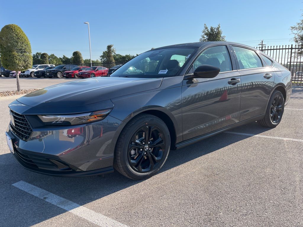 2025 Honda Accord SE's photo