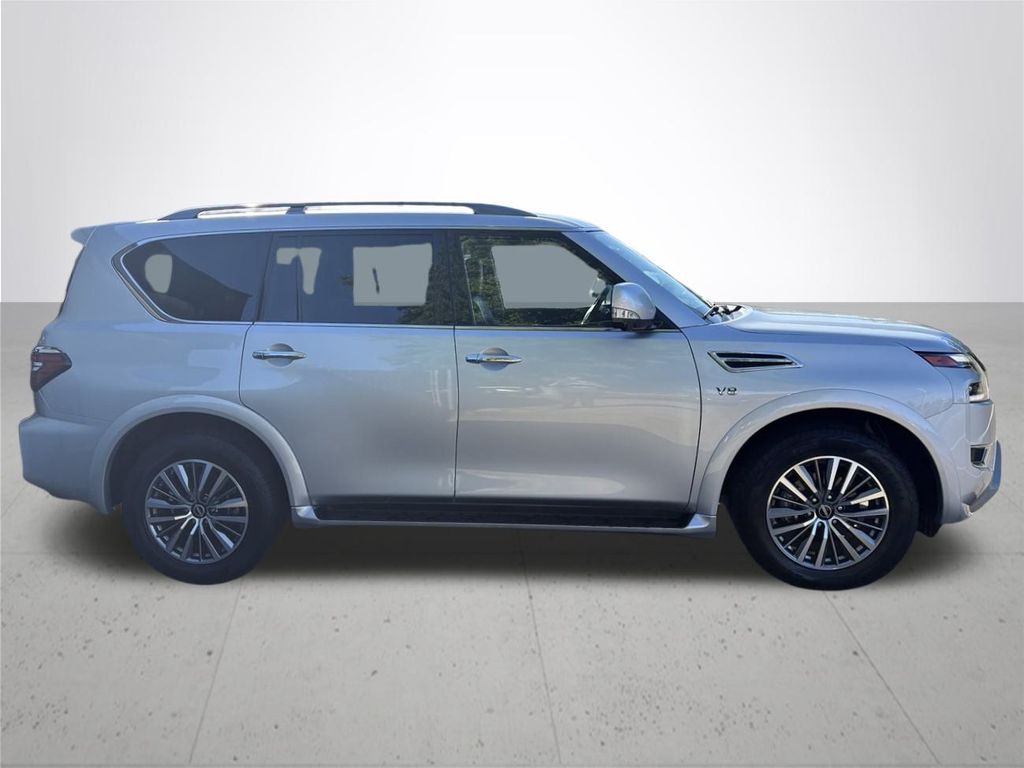 2022 Nissan Armada SL photo 5