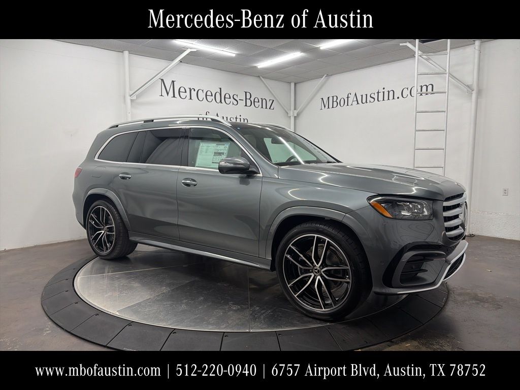 2026 Mercedes-Benz GLS Base's photo