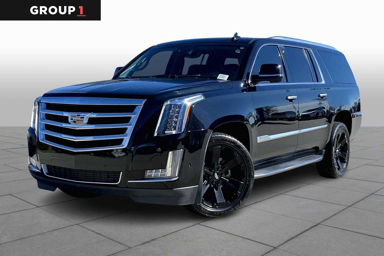 2018 Cadillac Escalade ESV Luxury's photo