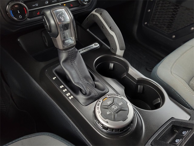 2022 Ford Bronco Outer Banks photo 17