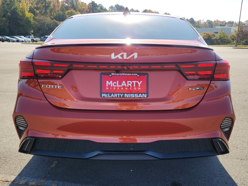 2023 Kia Forte GT-Line photo 4