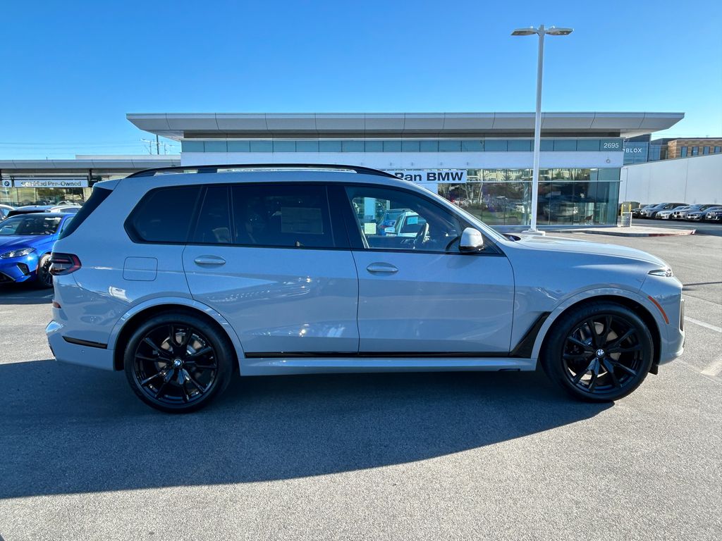2026 Bmw X7 xDrive40i photo 4