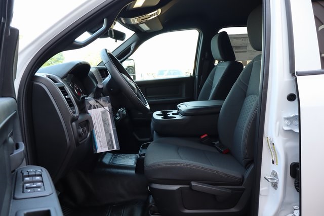 2025 Ram 3500 Tradesman photo 9