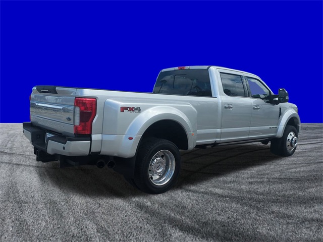 2019 Ford F-450 Platinum photo 4