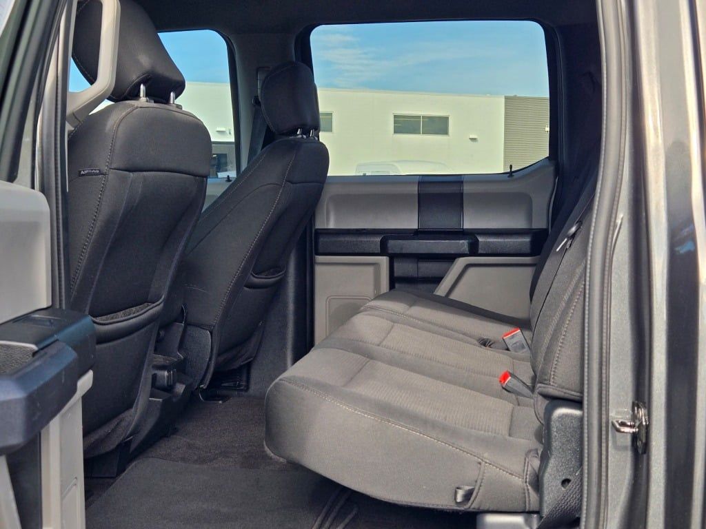 2020 Ford F-150 XL photo 13