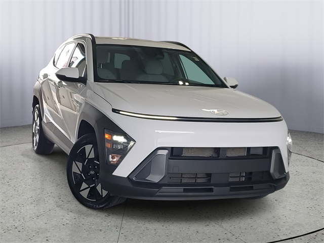 2024 Hyundai Kona SEL photo 2