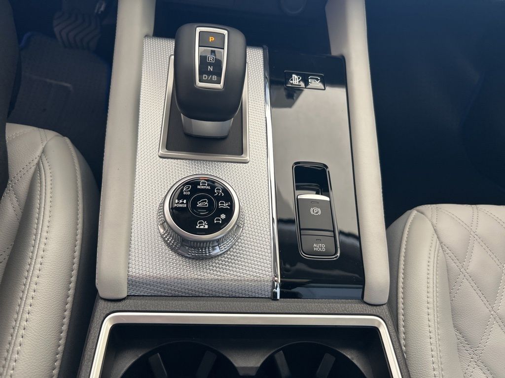 2025 Mitsubishi Outlander PHEV SEL Platinum photo 48