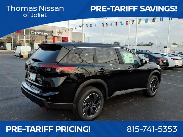 2026 Nissan Rogue SV photo 3