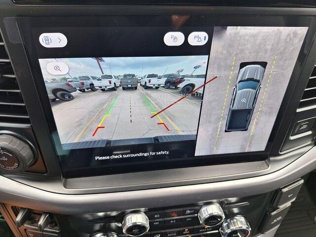 2025 Ford F-150 XLT photo 20