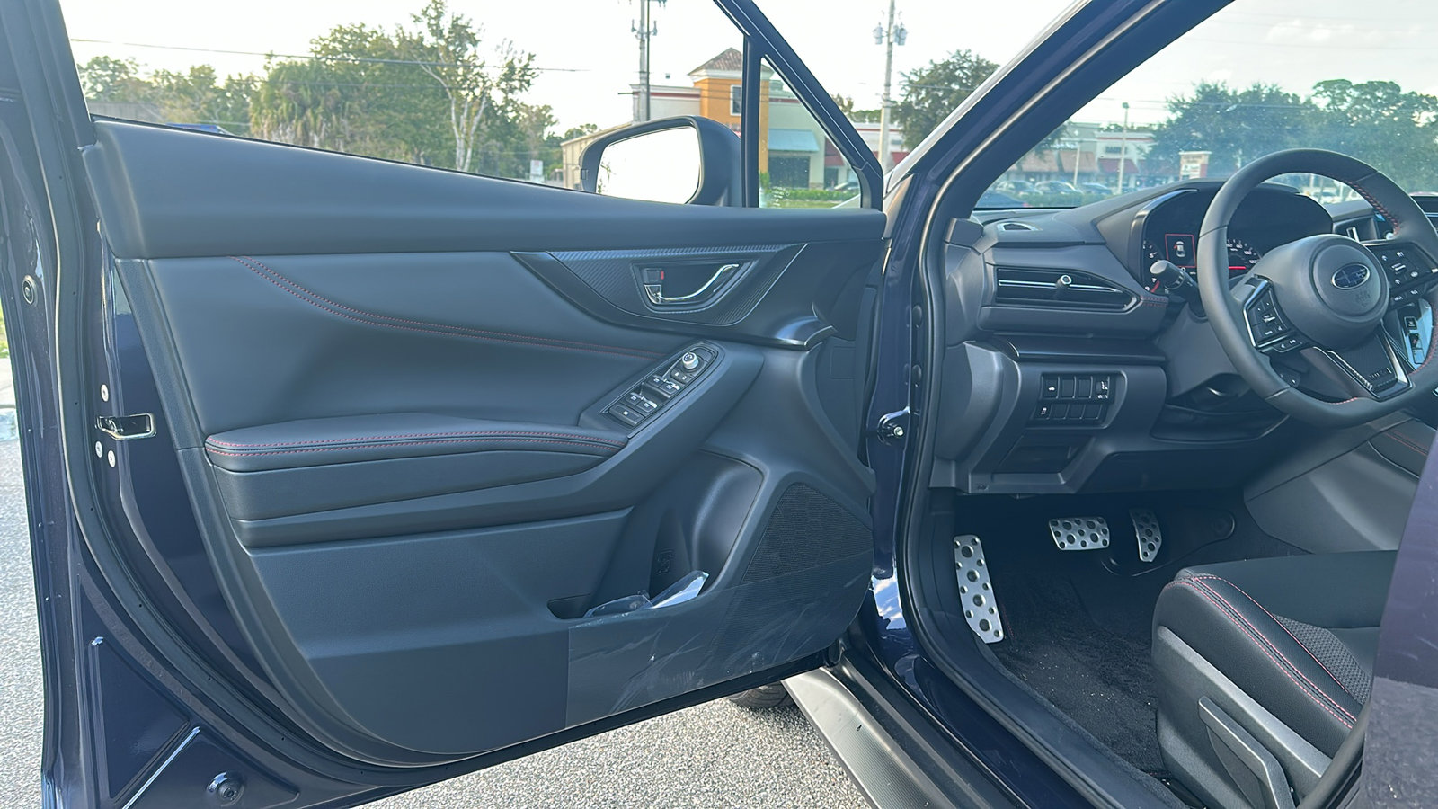 2025 Subaru WRX Premium photo 4