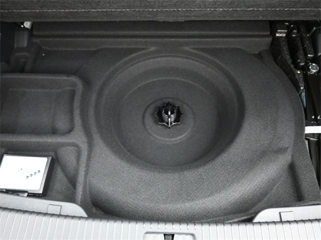 2025 Volkswagen Atlas Peak Edition SE photo 21