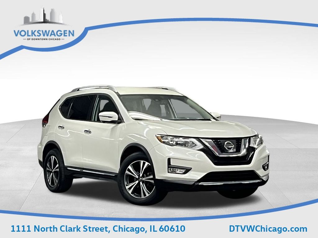 2017 Nissan Rogue SL's photo