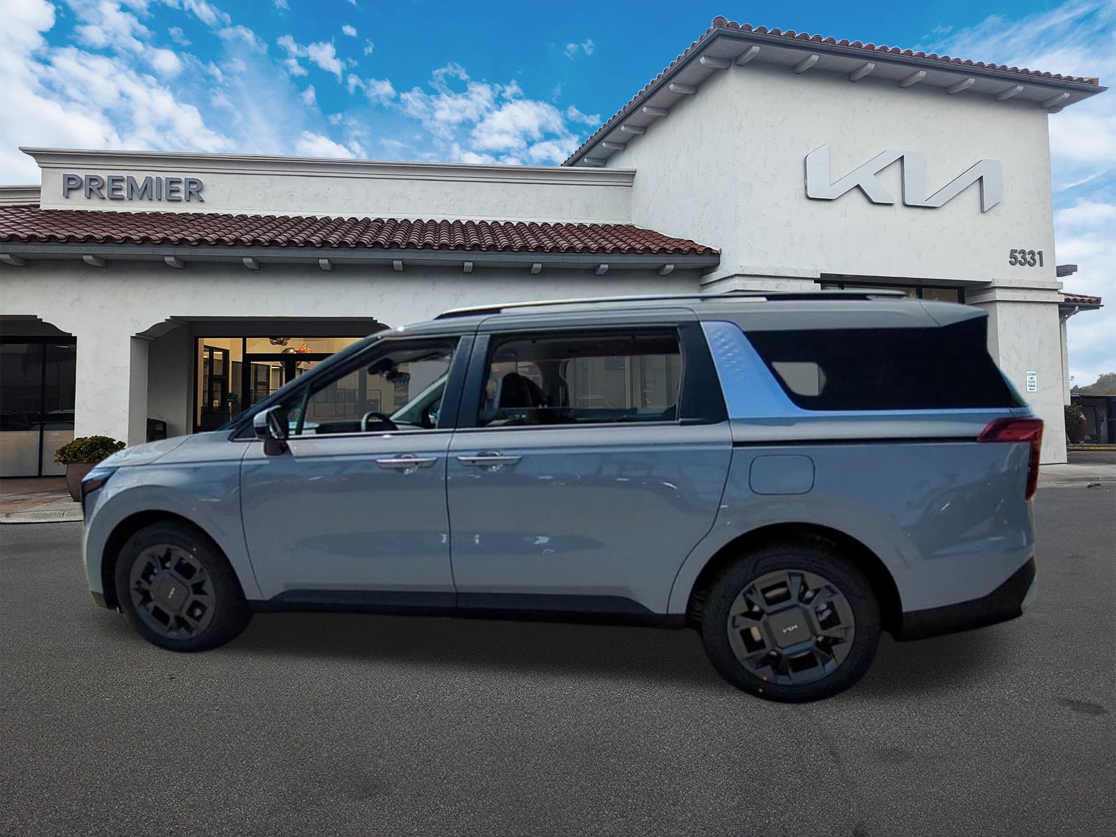 2026 Kia Carnival EX photo 4