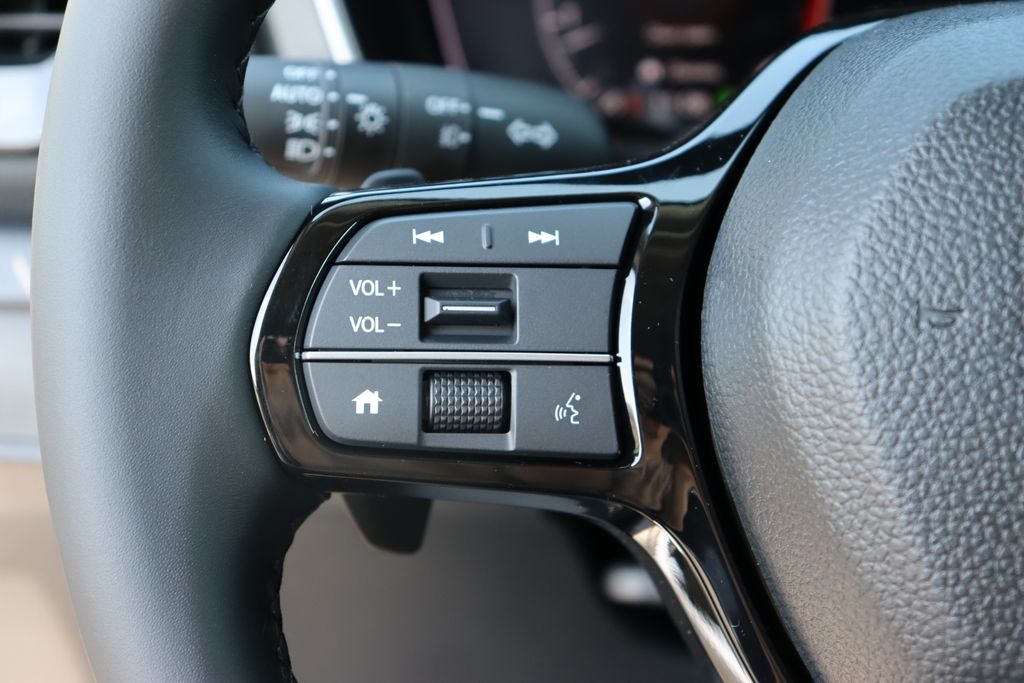 2025 Honda Pilot Touring photo 31