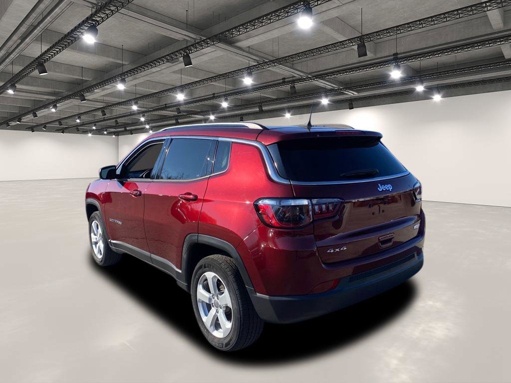 2021 Jeep Compass Latitude photo 3